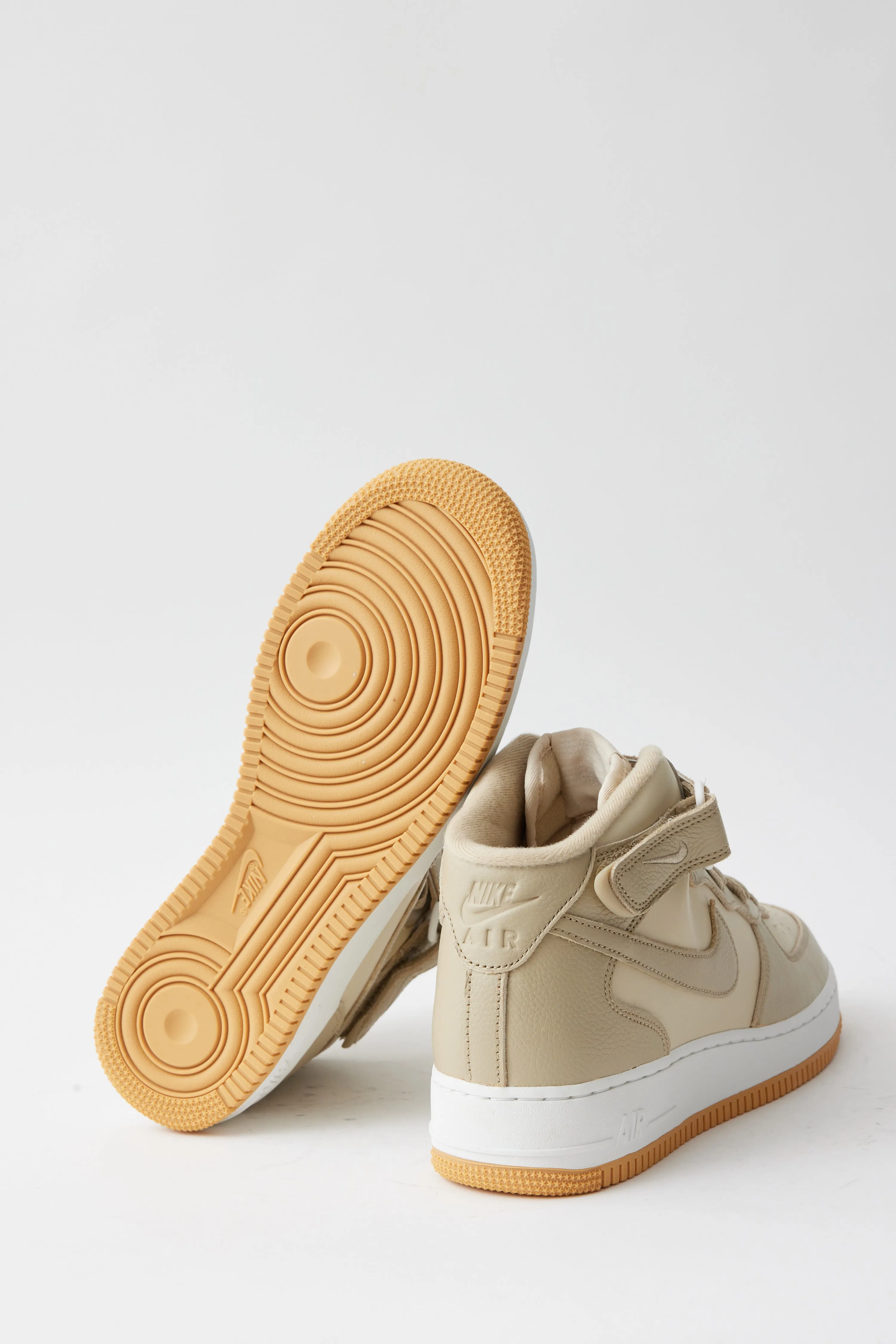 Air Force Mid '07 LX Sneakers
