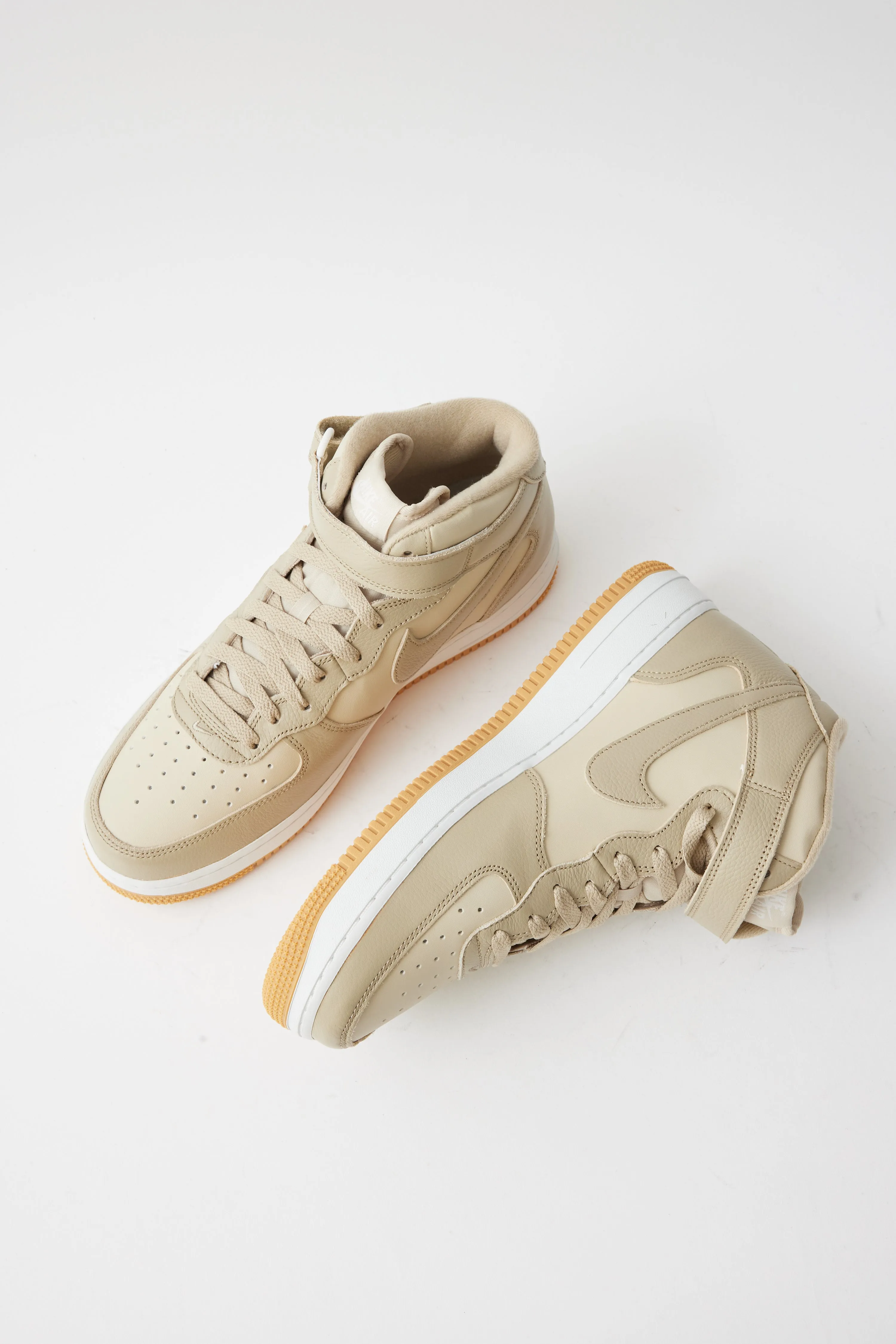 Air Force Mid '07 LX Sneakers