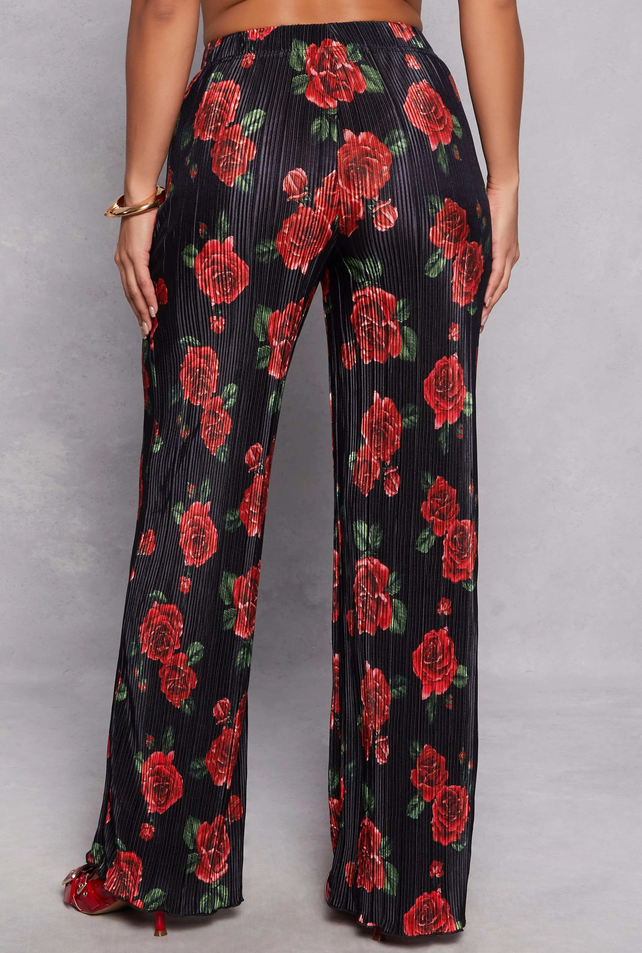Almost Famous Patterned Plisse Pants