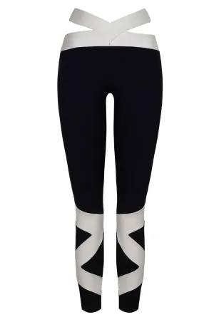 Cross Pointe Leggings
